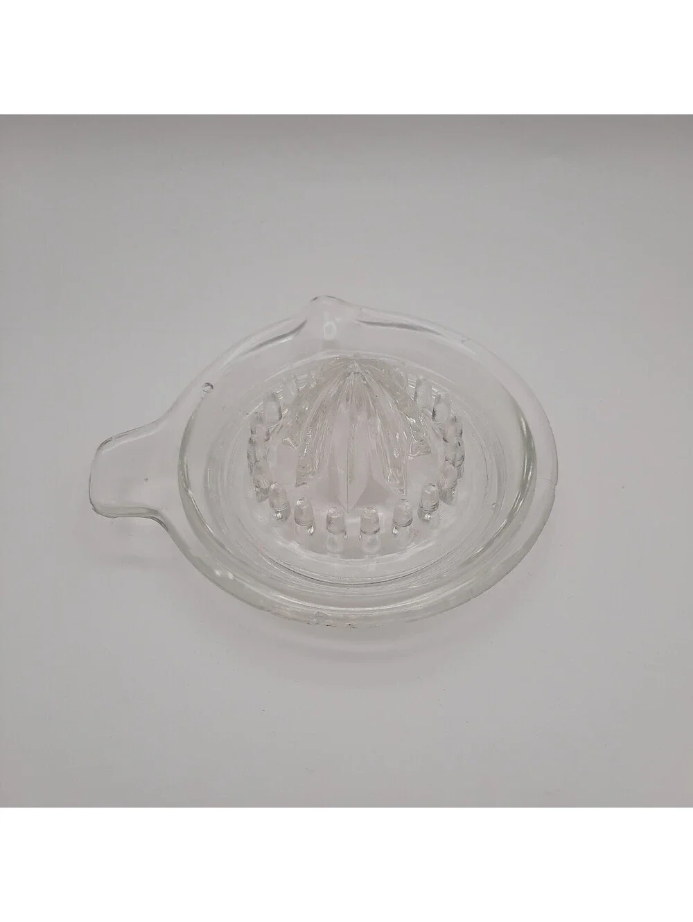 Vintage Juice Reamer Clear Glass Citrus Tab Handle Pour Spout USA Flaw